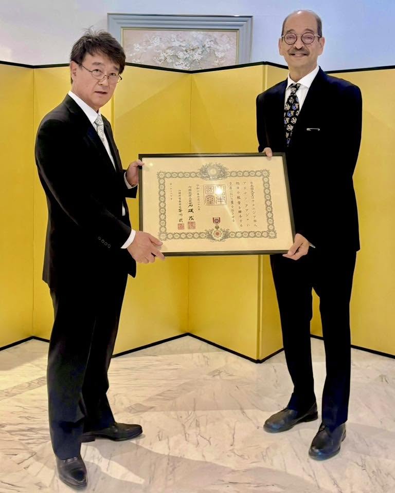 Cérémonie de remise de décoration